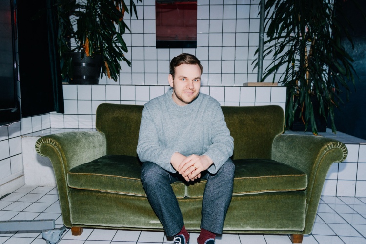 Inför höstens val: Så når man fram i det unga digitala bruset – Intervju med Johannes Gustavsson